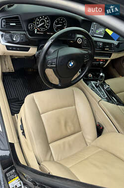 Седан BMW 5 Series 2010 в Коростене