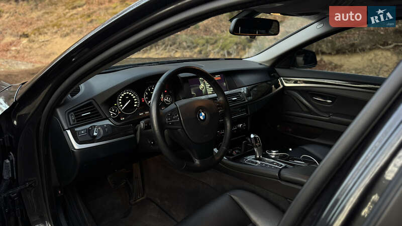 Седан BMW 5 Series 2013 в Ивано-Франковске