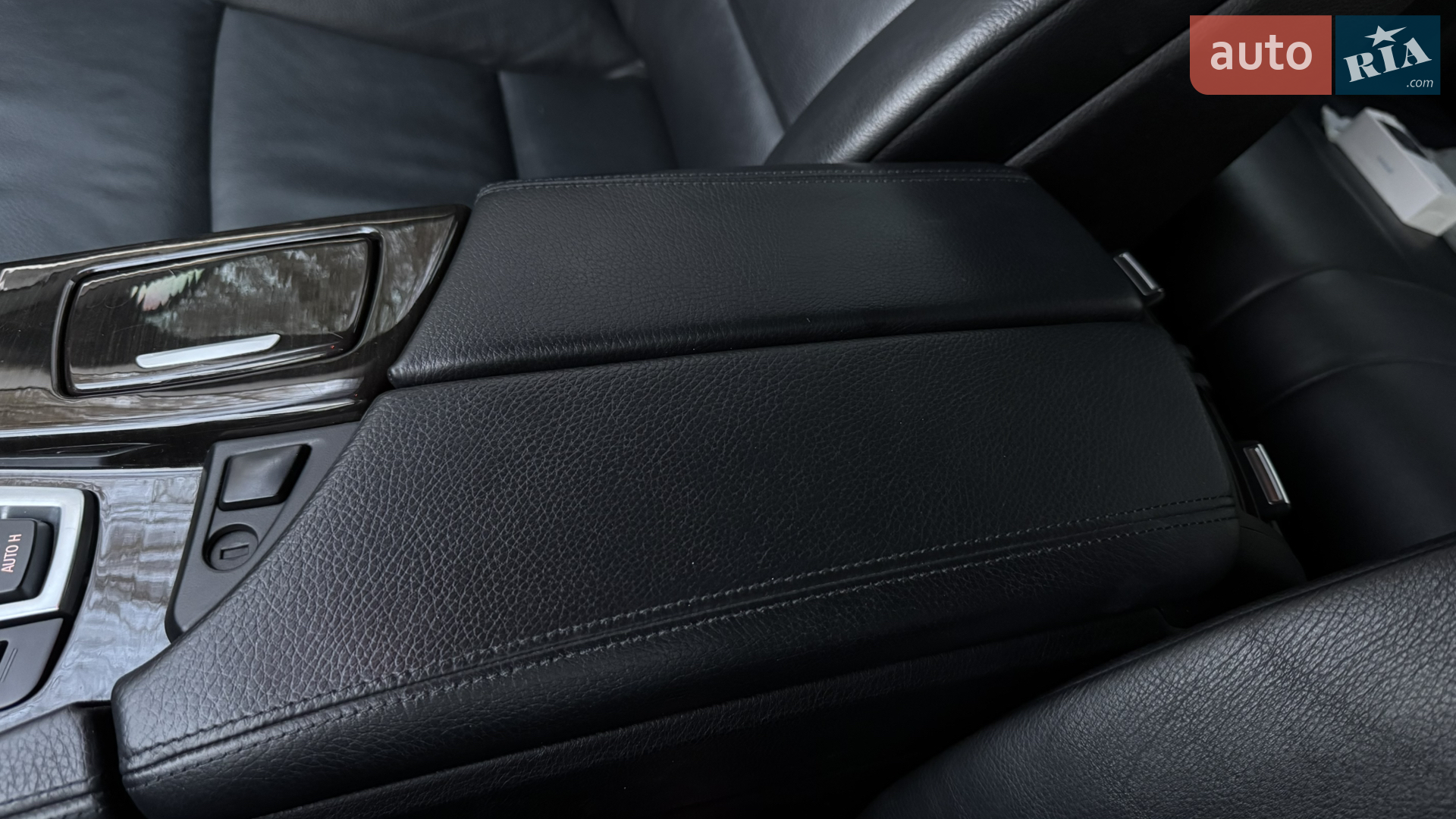 2013 BMW 5er - мініатюра 37