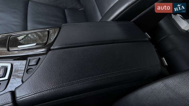 Седан BMW 5 Series 2013 в Ивано-Франковске