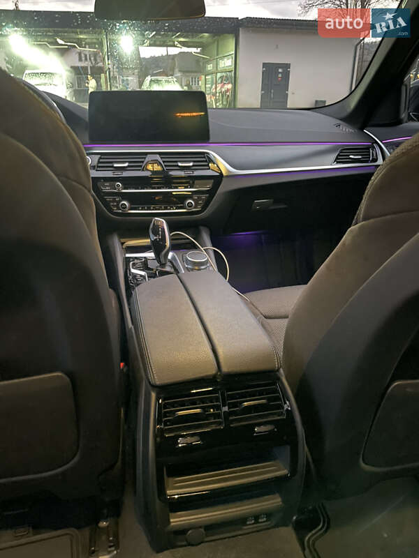 Седан BMW 5 Series 2020 в Ивано-Франковске фото 41 Седан BMW 5 Series 2020 в Ивано-Франковске