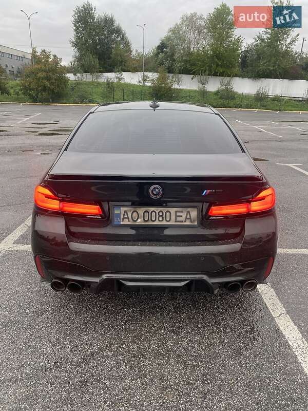 Седан BMW 5 Series 2020 в Ужгороді