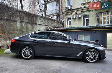 Седан BMW 5 Series 2017 в 