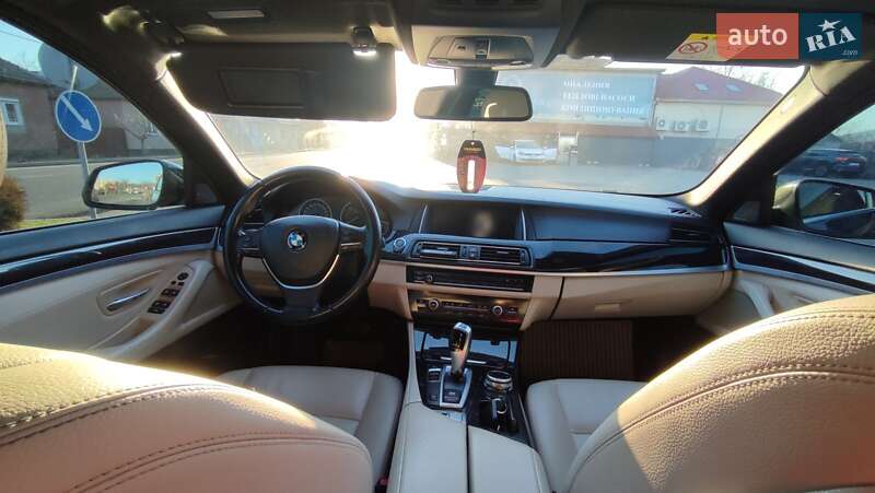 Седан BMW 5 Series 2014 в Дрогобичі