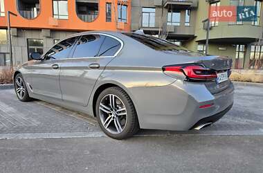 Седан BMW 5 Series 2021 в 