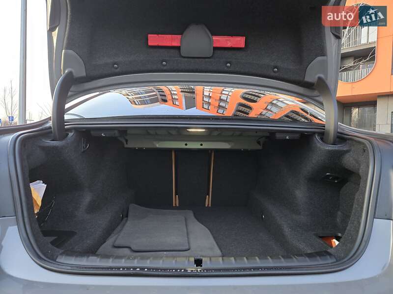 Седан BMW 5 Series 2021 в Киеве фото 26 Седан BMW 5 Series 2021 в Киеве