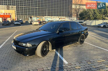 Седан BMW 5 Series 2002 в Луцке