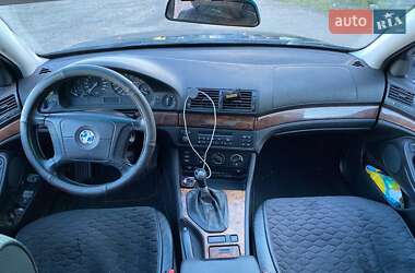 Седан BMW 5 Series 2000 в Борисполі