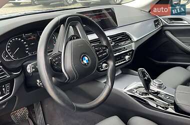 Седан BMW 5 Series 2021 в Львові