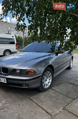 Седан BMW 5 Series 1998 в Шепетівці