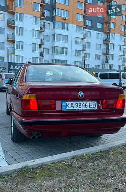 Седан BMW 5 Series 1990 в Вінниці