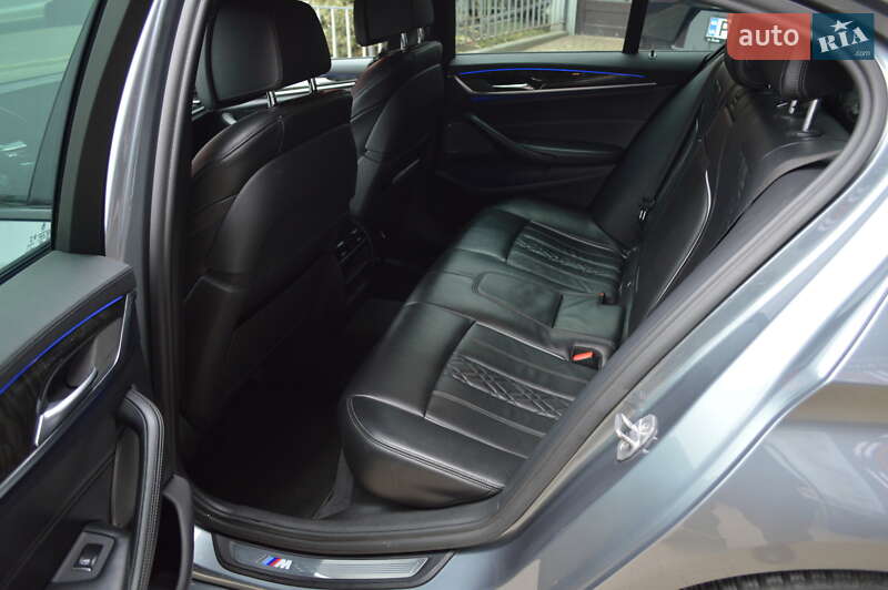 Седан BMW 5 Series 2017 в Львові
