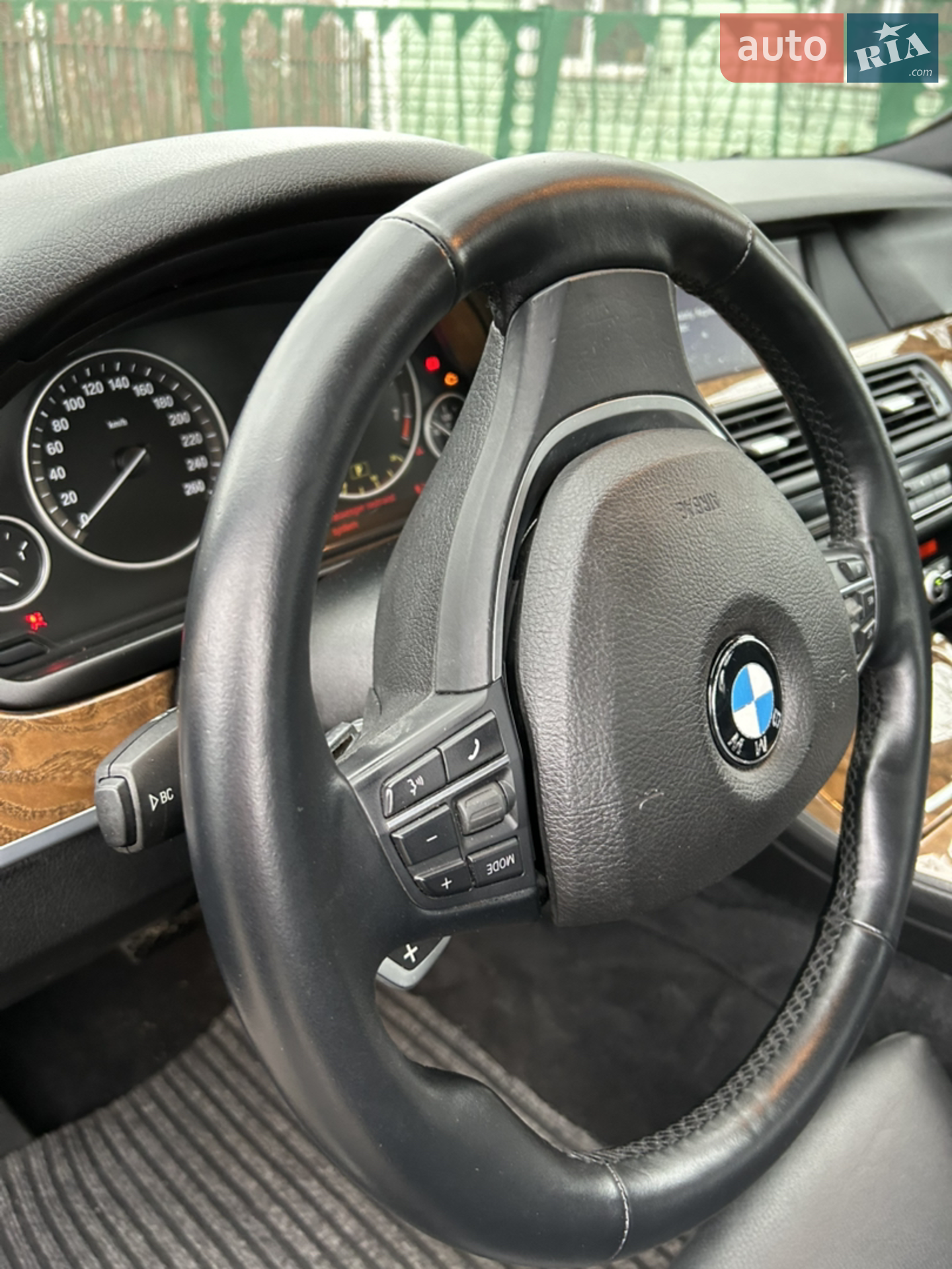 2010 BMW 5er - мініатюра 19