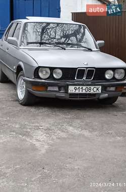 Седан BMW 5 Series 1986 в Шишаки