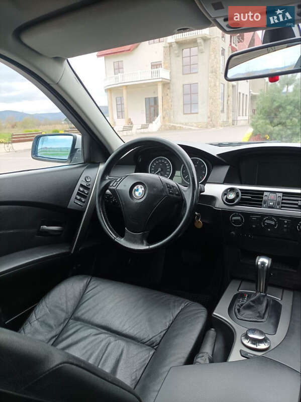 Седан BMW 5 Series 2004 в Ивано-Франковске