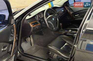 Седан BMW 5 Series 2005 в 
