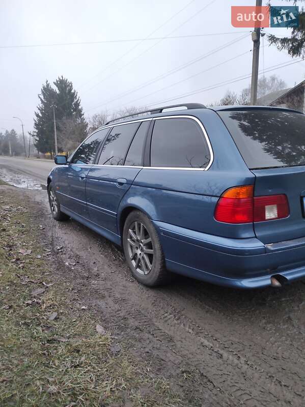 Універсал BMW 5 Series 2001 в Іваничах