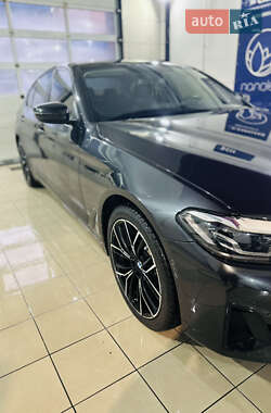 Седан BMW 5 Series 2021 в 