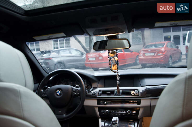 Седан BMW 5 Series 2012 в Киеве
