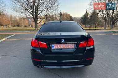 Седан BMW 5 Series 2011 в 