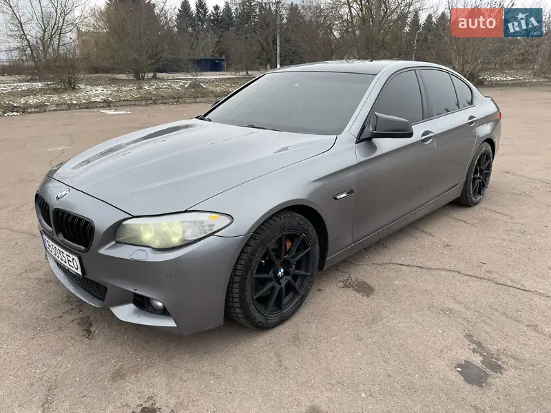 Седан BMW 5 Series 2010 в 