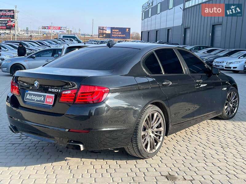 Седан BMW 5 Series 2010 в Львові