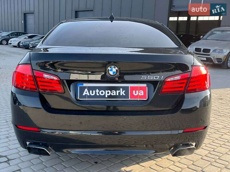Седан BMW 5 Series 2010 в Львові