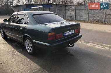 Седан BMW 5 Series 1988 в Бучі