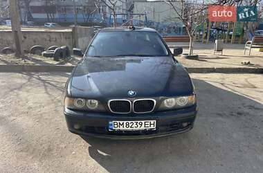 Седан BMW 5 Series 2000 в Запоріжжі