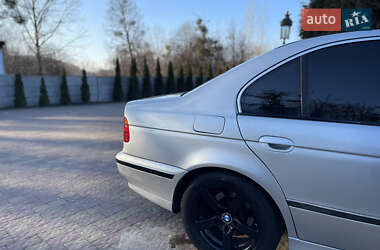 Седан BMW 5 Series 1997 в Жовкве