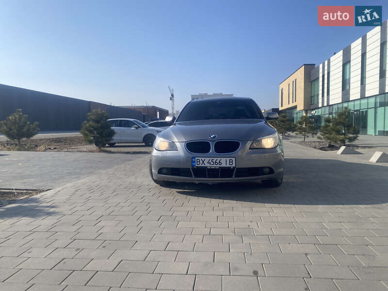 BMW 5 Series 2004