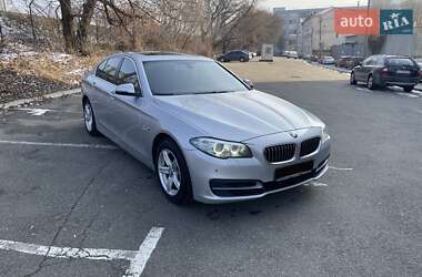 Седан BMW 5 Series 2015 в 