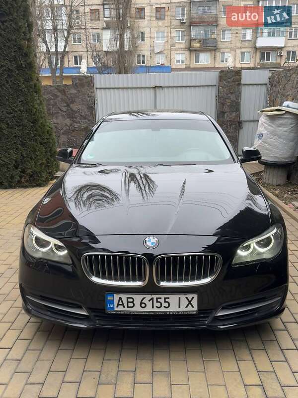 Седан BMW 5 Series 2014 в 