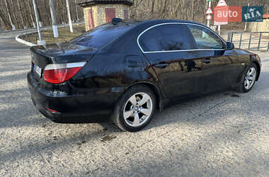 Седан BMW 5 Series 2005 в Черновцах
