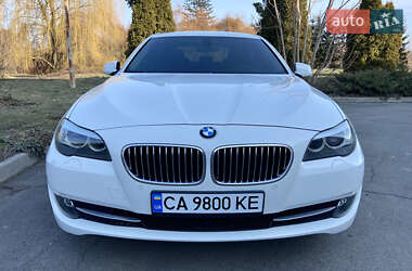 Седан BMW 5 Series 2011 в Умані