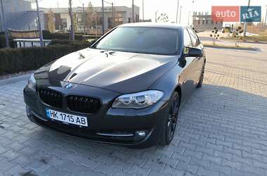 Седан BMW 5 Series 2013 в Ровно