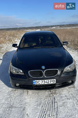 Седан BMW 5 Series 2004 в Бродах