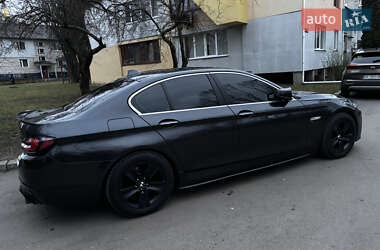 Седан BMW 5 Series 2011 в 