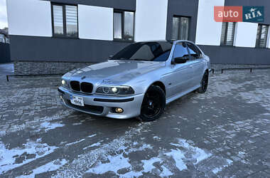 Седан BMW 5 Series 2000 в Кременце