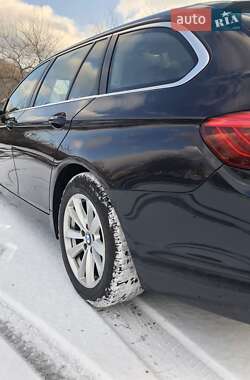 Универсал BMW 5 Series 2017 в 