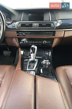 Универсал BMW 5 Series 2017 в 