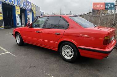 Седан BMW 5 Series 1991 в Киеве