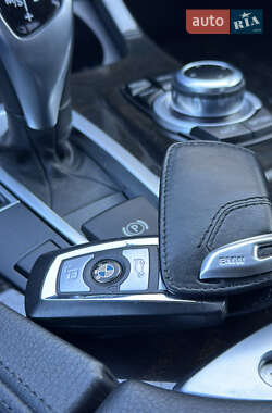 Седан BMW 5 Series 2015 в Запоріжжі