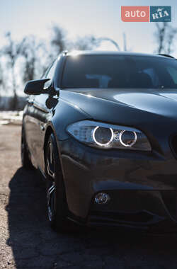 Универсал BMW 5 Series 2012 в 