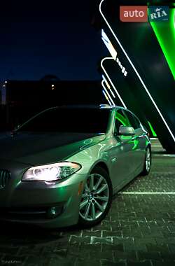 Седан BMW 5 Series 2012 в Днепре