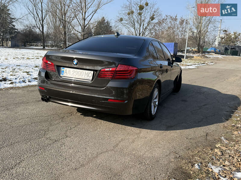 Седан BMW 5 Series 2014 в Киеве