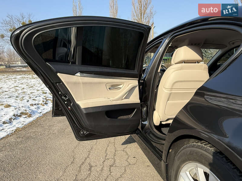 Седан BMW 5 Series 2014 в Киеве