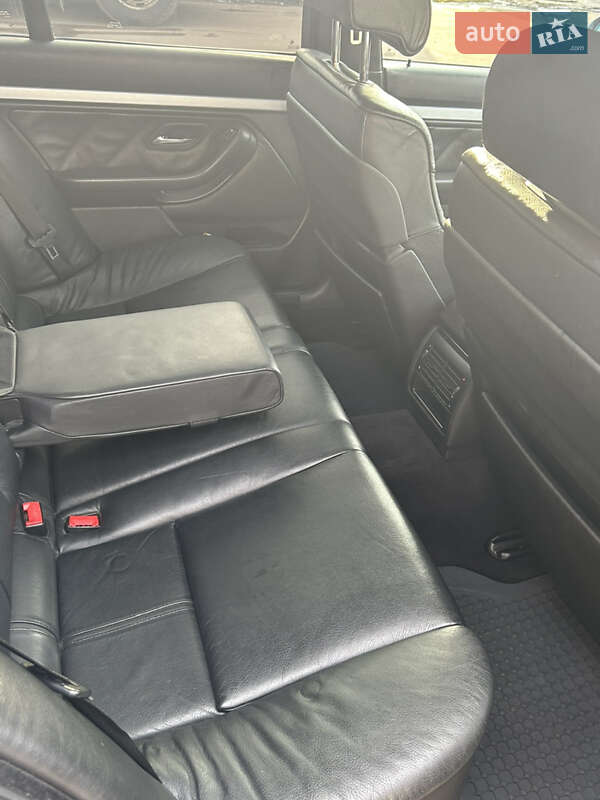 Універсал BMW 5 Series 2003 в Києві