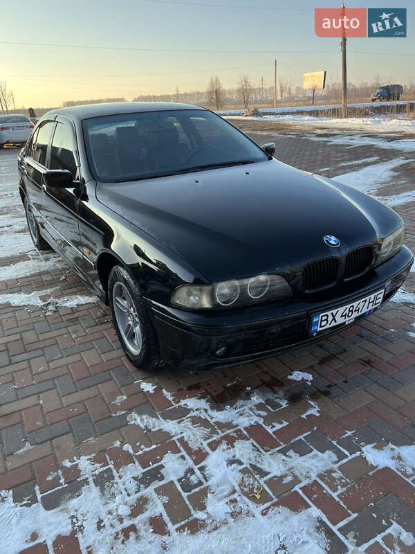 Седан BMW 5 Series 1997 в Десне