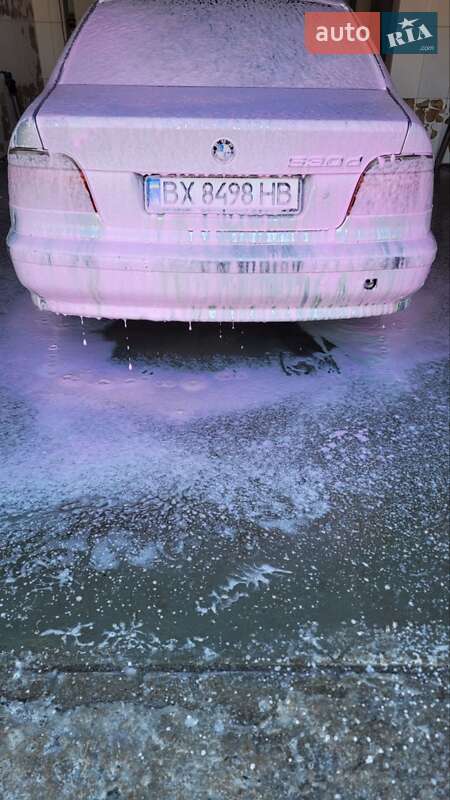 Седан BMW 5 Series 1999 в Чорткові